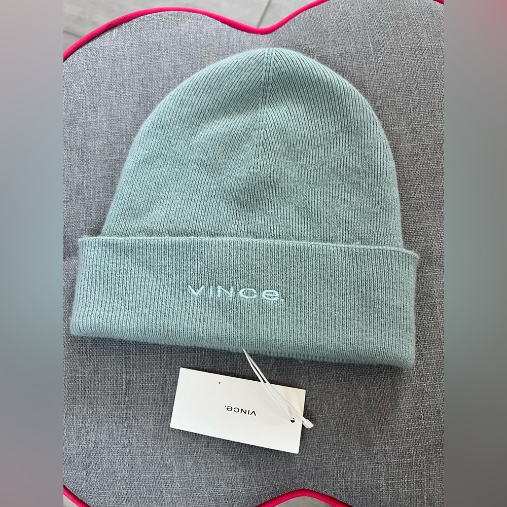 NWT Cashmere-Wool Vince Light Green Beanie